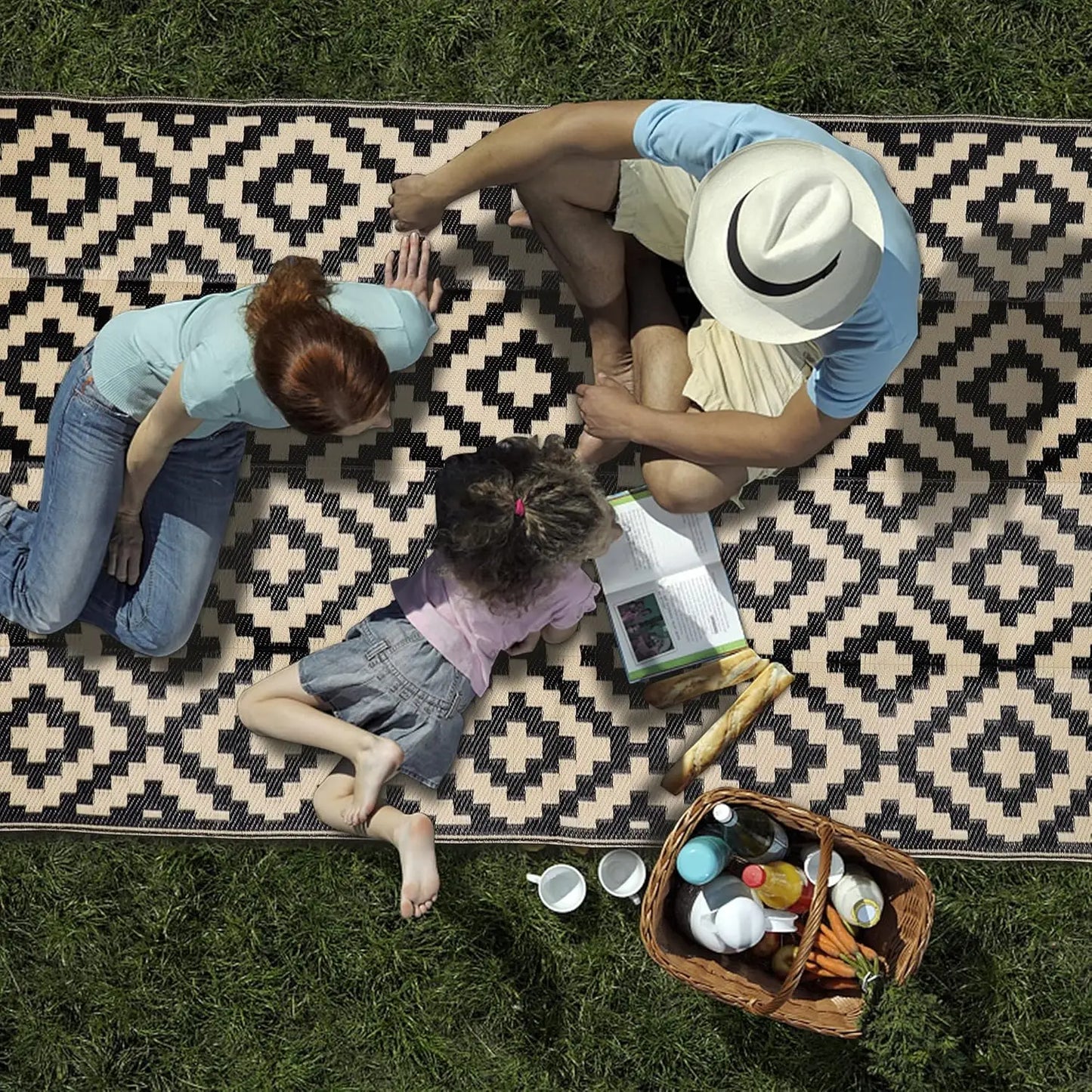 Waterproof Outdoor Rug Reversible Plastic Mat For Patio And Backyard