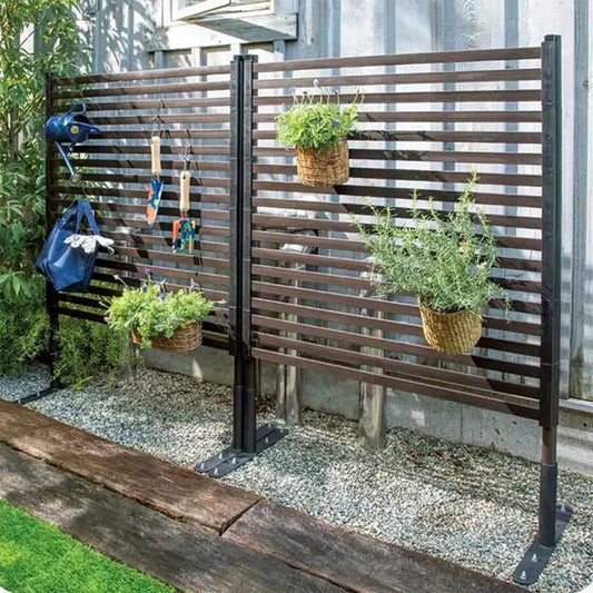 PE-Coated Steel Outdoor Privacy Screen Fence Panel for Garden Patio